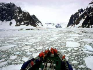 Obrazek: Antarctic Travels