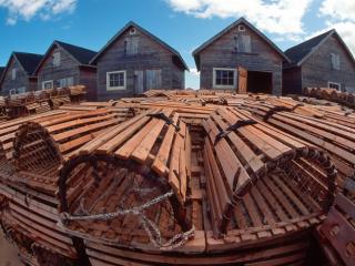 Obrazek: Fishing Huts and Lobster Traps, Prince Edward Island, Canada