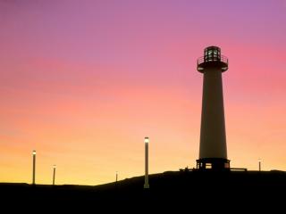 Obrazek: Long Beach Lighthouse at Sunset