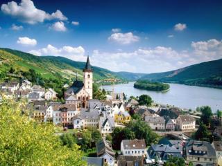 Obrazek: Lorch Village, Hesse, Rhine River, Germany