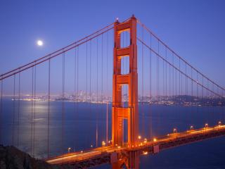 Obrazek: Moonrise Over San Francisco