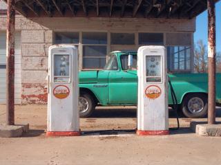 Obrazek: Vintage Gas Pumps, Groom, Texas