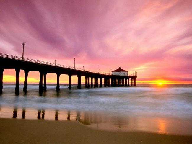 Manhattan Pier, California