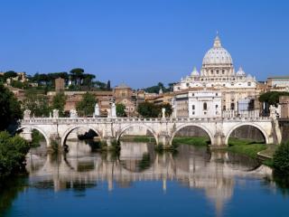 Obrazek: The Vatican Seen Past the Tiber River, Rome, Italy