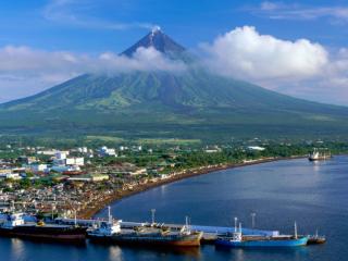 Obrazek: Mount Mayon, Legazpi City, Luzon Islands, Philippines