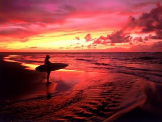Obrazek: Surfer at Twilight, Hawaii
