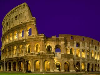 Obrazek: The Coliseum at Night, Rome, Italy