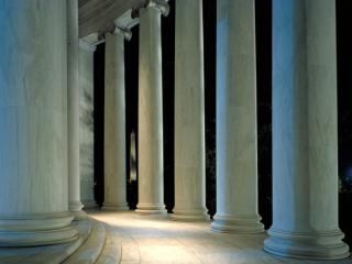 Obrazek: Washington Monument as Seen From the Jefferson Memorial